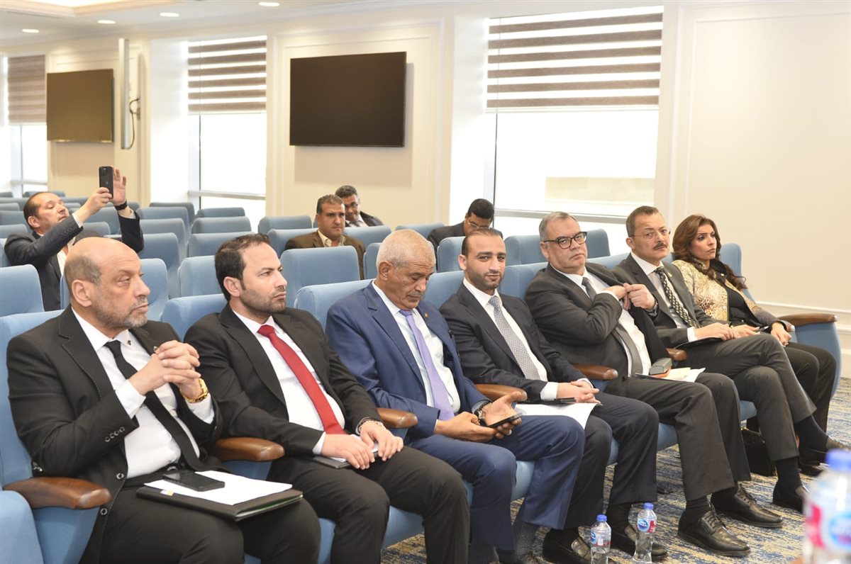 لجنة الصناعة تبحث مصير شركات قطاع الأعمال وبرنامج الطروحات&nbsp;