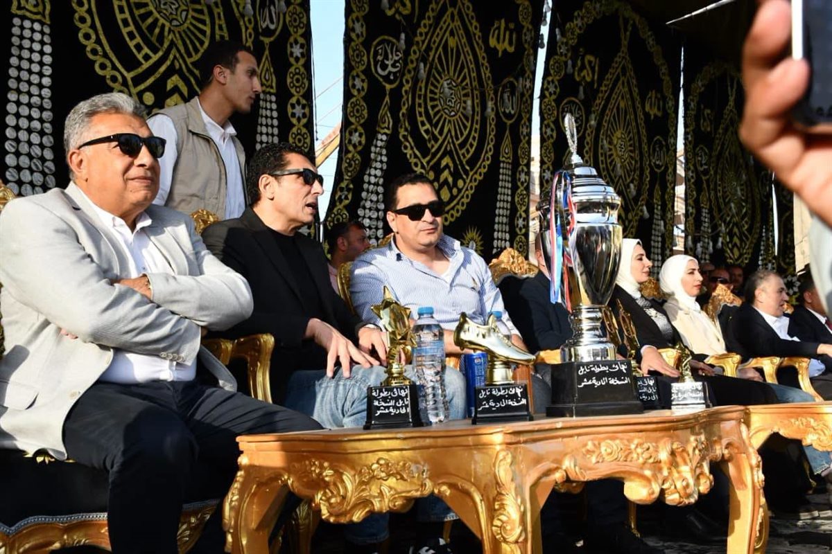 وزير الرياضة يشهد ختام دورة كرة قدم بمركز شباب منشأة عبد الرحمن