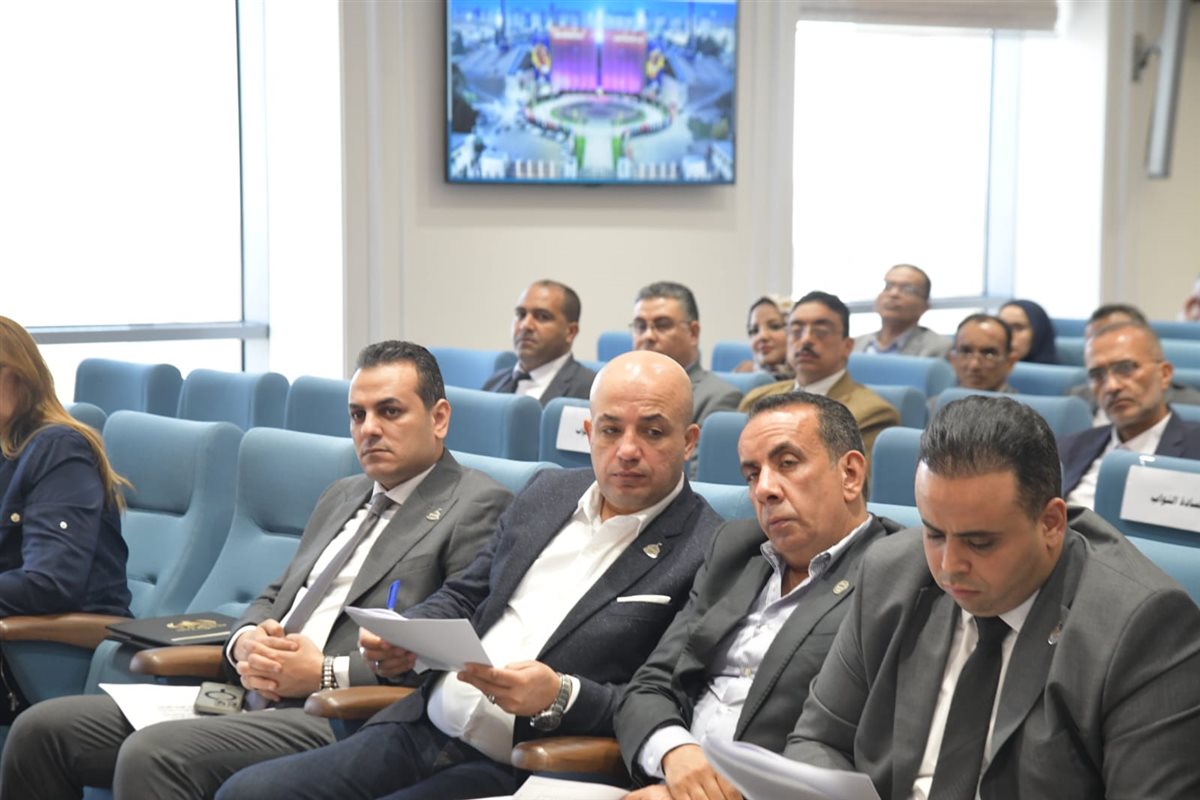 شباب النواب توصي بزيادة الأجور و دعم مشروعات البطل الاولمبي