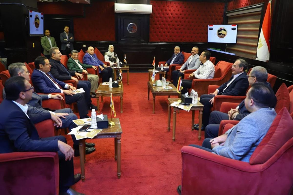 بحضور الأمين العام.. مستقبل وطن يستعرض رؤيته للموازنة العامة