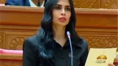 النائبة هايدي المغازي تؤدي اليمين الدستوري