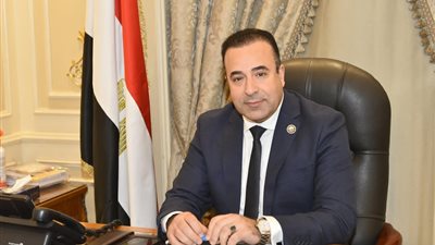 النائب أحمد بدوي:إنهاء مشكلة انقطاع تليفونات السائحين وحل قريب يرضي الجميع