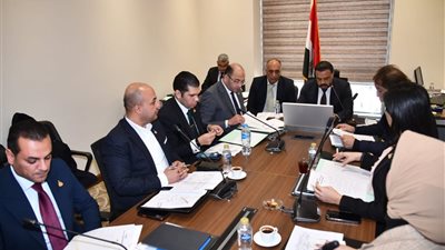 برلماني يطالب بوضع ضوابط واضحة لقانون المهن الرياضية