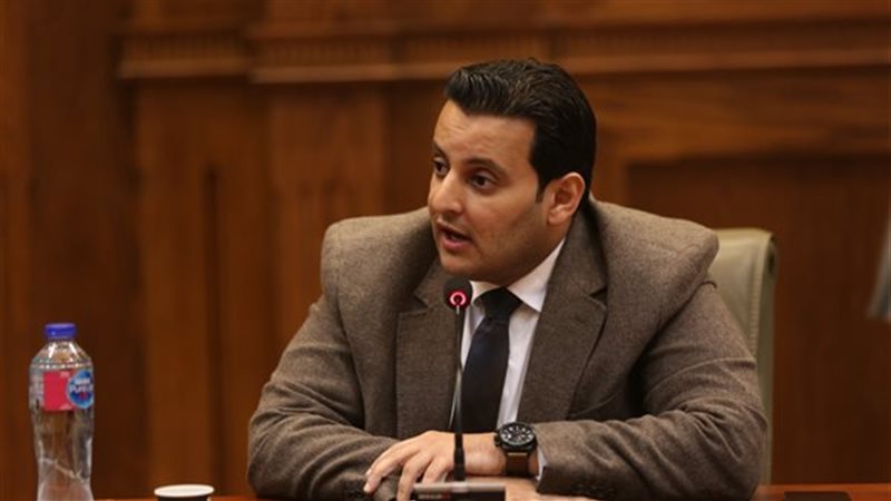 النائب أحمد سمير