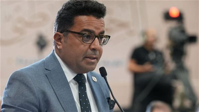 الدكتور باسل عادل