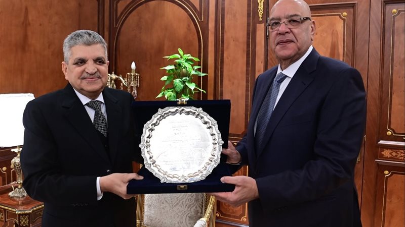 هشام بدوي و أسامة