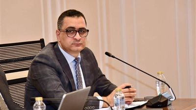  النائب محمود طاهر أمين سر لجنة الإسكان 