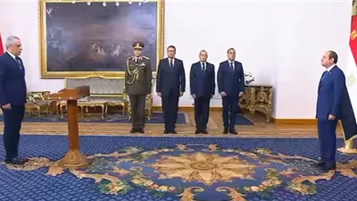 صلاح سليمان يؤدى اليمين الدستورية امام الرئيس عبد الفتاح السيسي