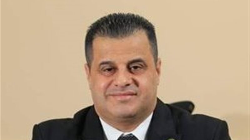 النائب عاصم عبد العزيز