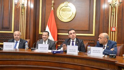 وكيل الرى بالشيوخ : الميكنة الزراعية الحديثة العمود الفقري للأمن الغذائي