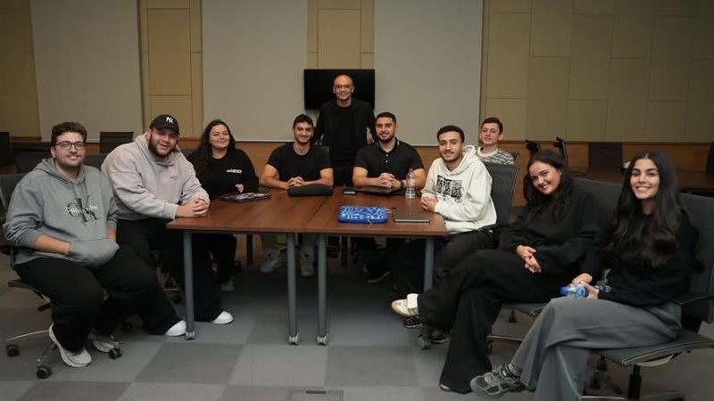 النائب أحمد حسام