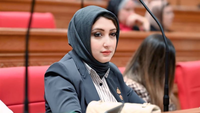  النائبة أماني أبواليزيد 