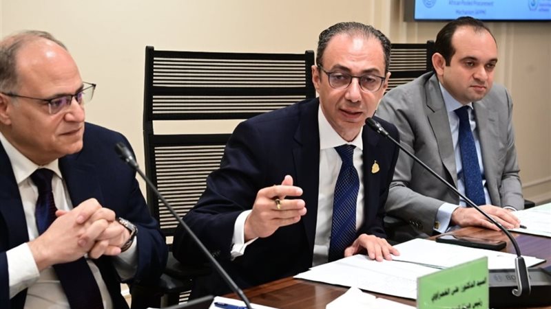 الدكتور شريف باشا