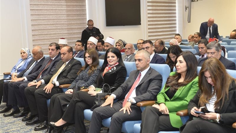 النائبة زينب بشير