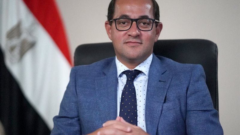 وزير المالية احمد