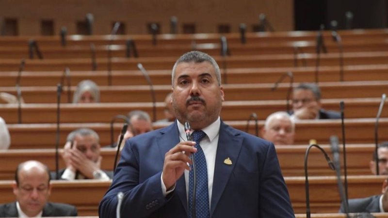 النائب عبد اللطيف