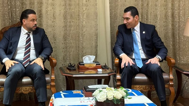 جانب من اللقاء