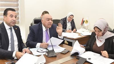 “نقل النواب” تناقش طلبات إحاطة.. وقرقر يوجه انتقادات للحكومة بسبب التمثيل