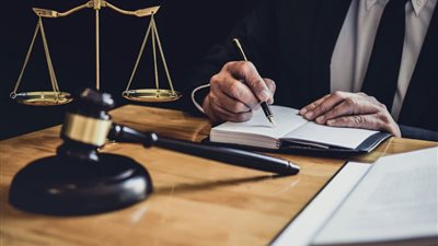 قانون حماية الملكية الفكرية يحظر تسجيل شعارات ورموز محددة كعلامة تجارية