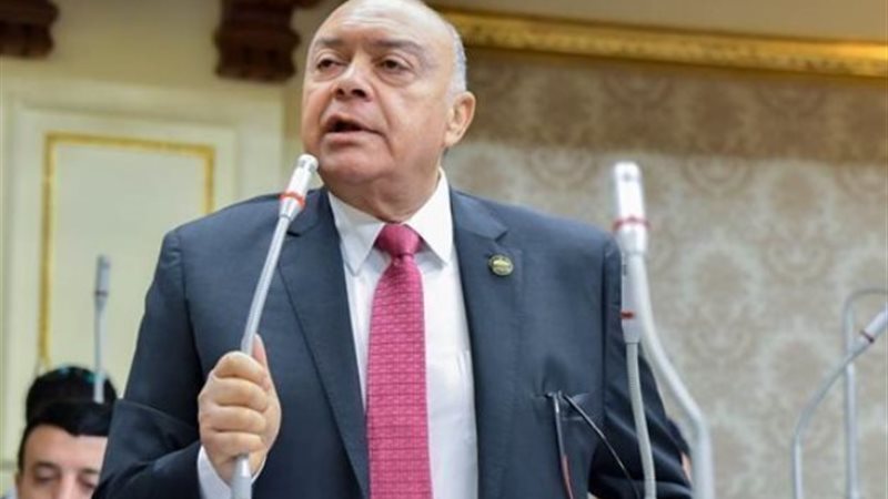 النائب وحيد قرقر