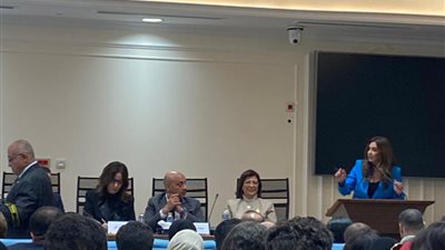 أميرة العادلي 