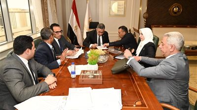 النائب أشرف مرزوق يلتقى وزير التموين لعرض طلبات وشكاوي أهالي عين شمس