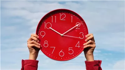 الساعة كام؟..  القانون رقم 34 لسنة 2023 يوضح ميعاد تطبيق التوقيت الصيفي 