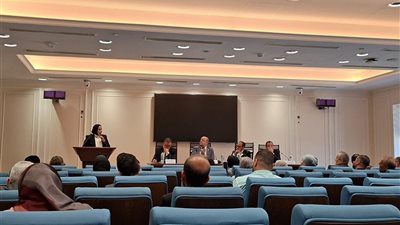 اجتماع لجنة الشئون الصحية 