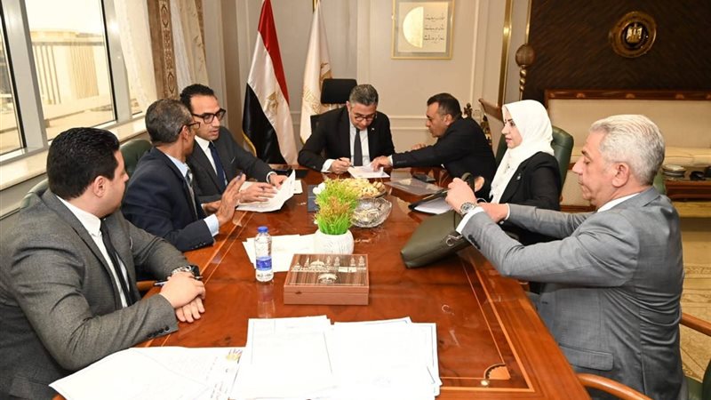 النائب أشرف مرزوق ووزير التموين