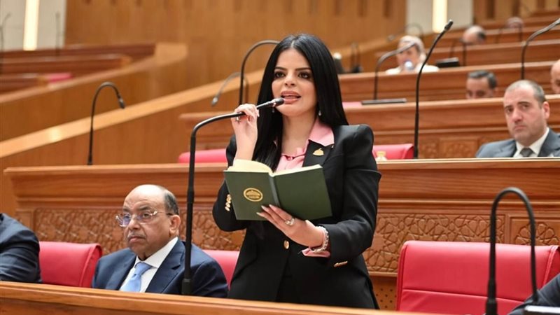 النائبة زينب بشير