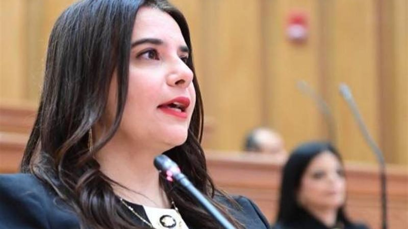 النائبة سحر البزار 