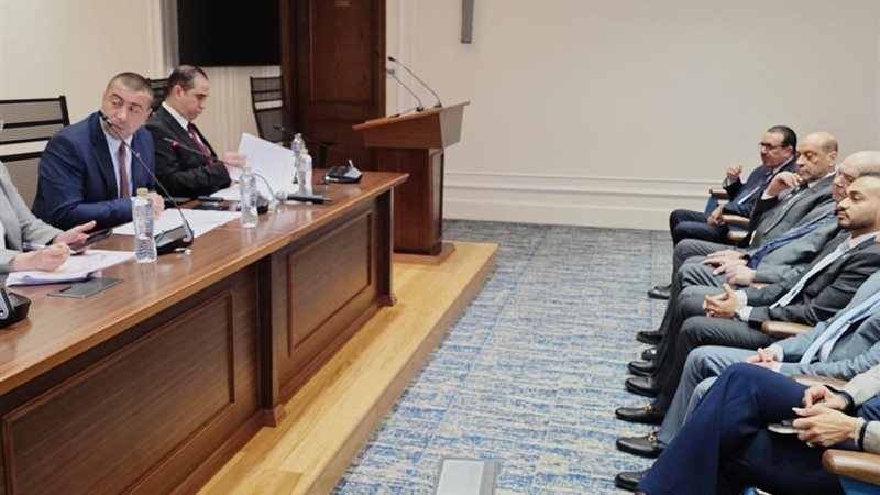 اجتماع لجنة الصناعة