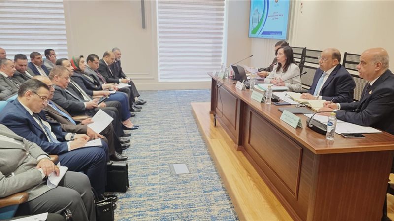 اجتماع لجنة الإسكان 