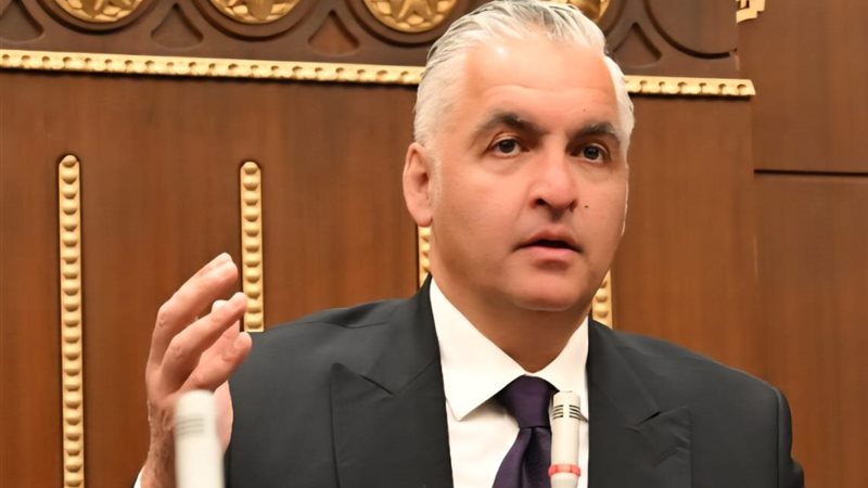 النائب سيف زاهر