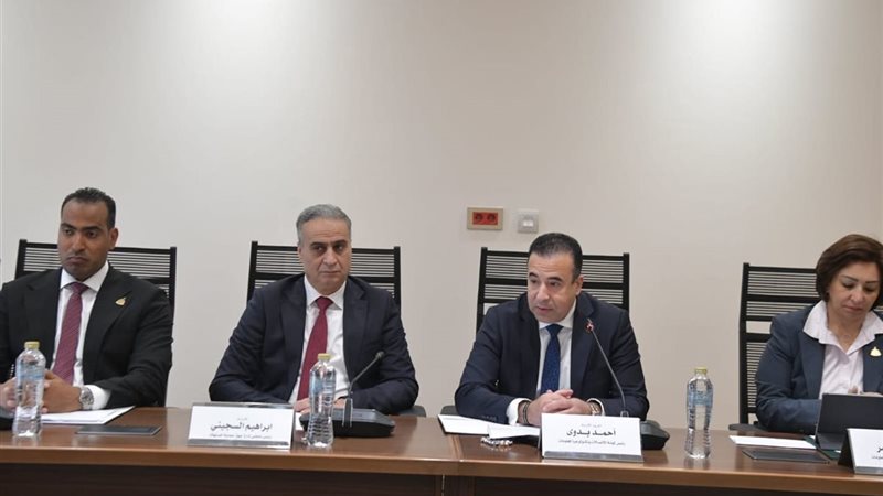 اجتماع لجنة الاتصالات