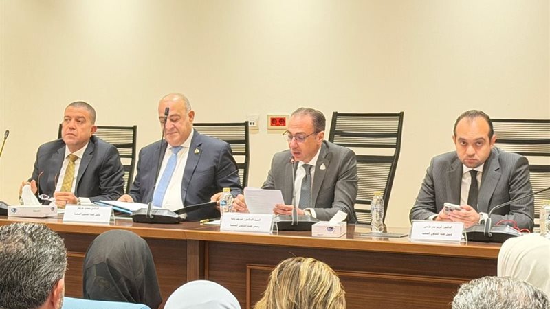 اجتماع لجنة الشئون