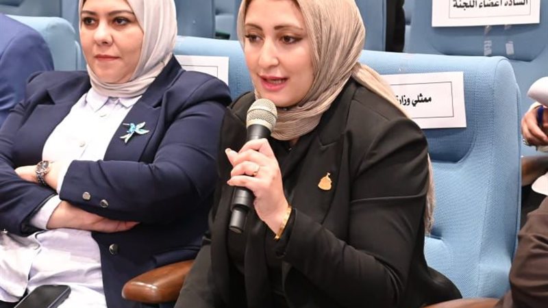 النائبة أماني أبو