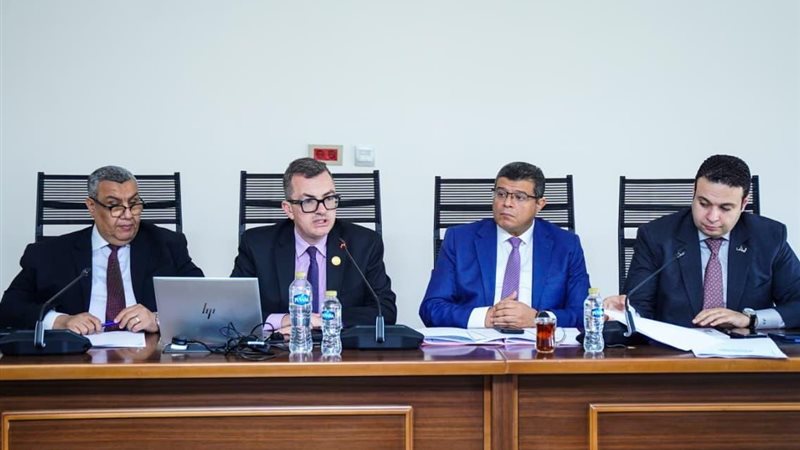 اجتماع لجنة الخطة