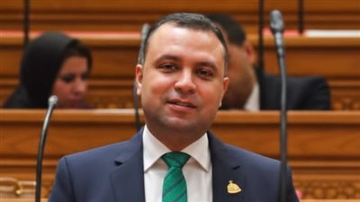 عمر الغنيمي: إنشاء مركز عالمي بقناة السويس خطوة مفصلية لتعزيز مكانة مصر 