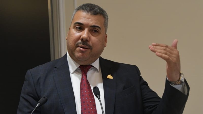 النائب عبد اللطيف