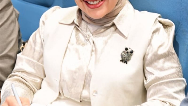 د.راوية مختار عضو
