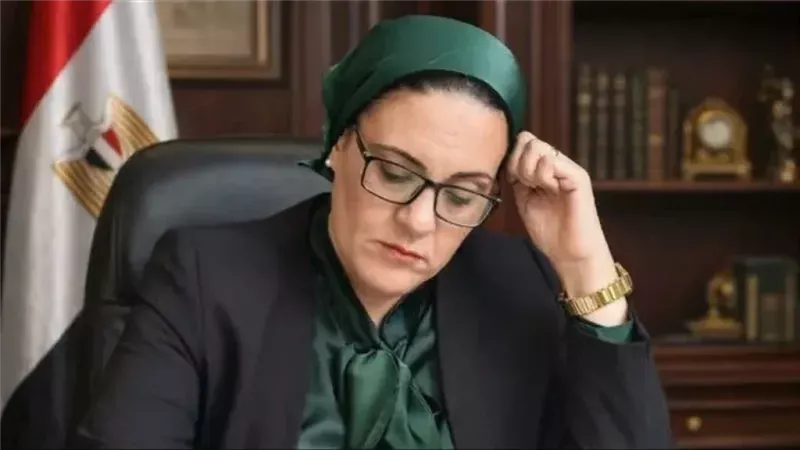  النائبة داليا السيد الأتربي
