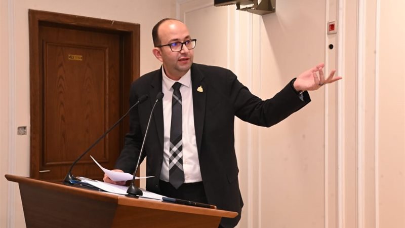  النائب عمرو عويضة