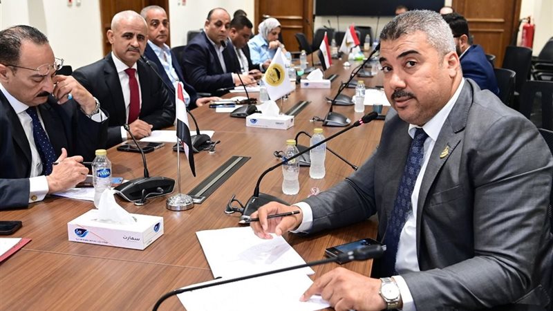 اجتماع لجنة النقل والمواصلات 