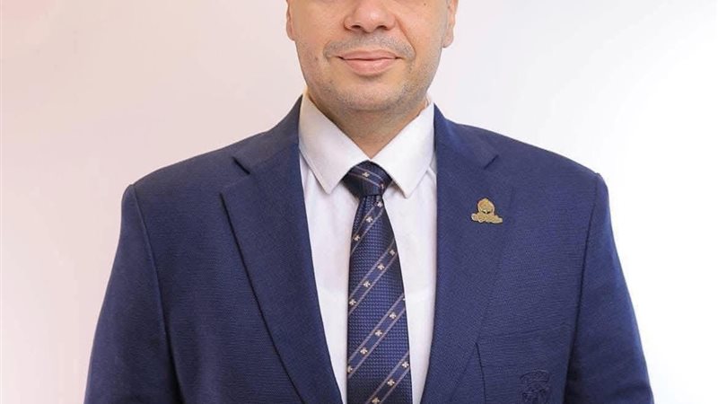 النائب عادل مأمون