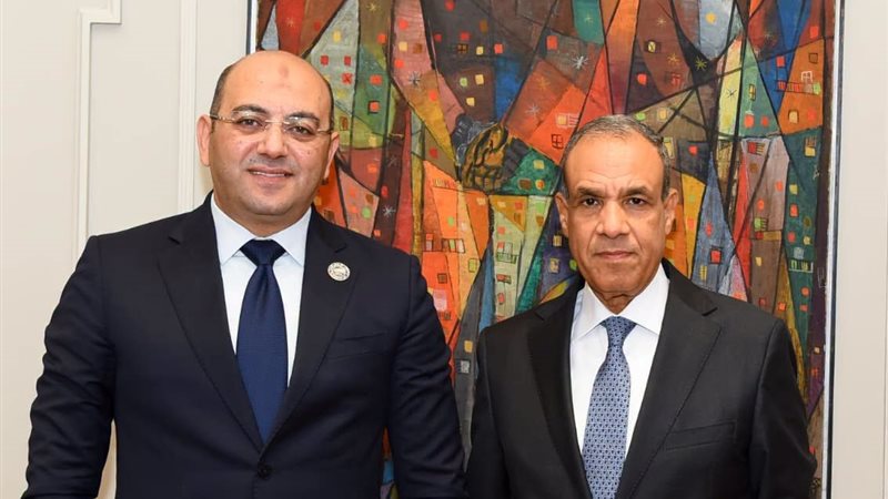 وزير الخارجية ورئيس الهيئة البرلمانية لحماة الوطن 