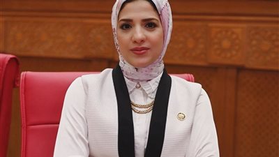 النائبة غادة قنديل 