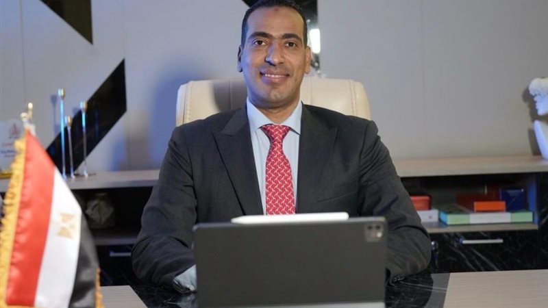 النائب محمود طاهر 