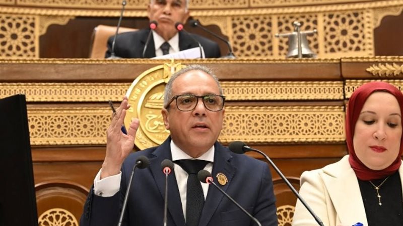 النائب أحمد حلمي الشريف