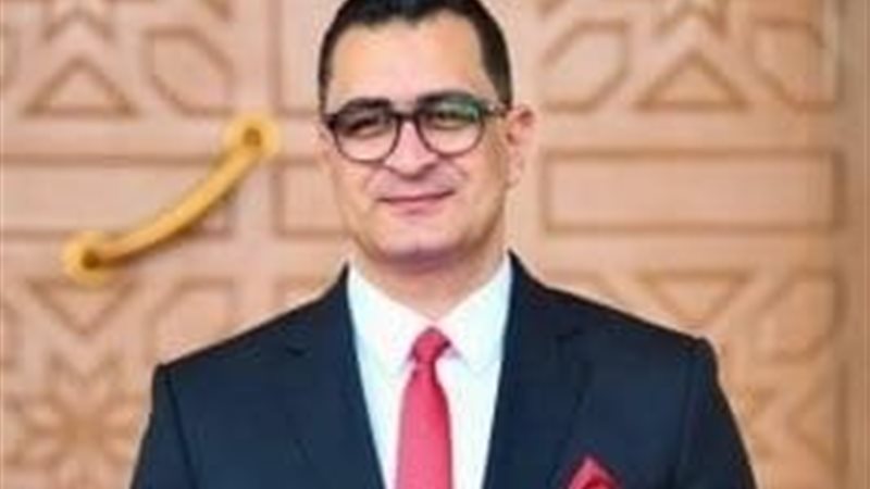 النائب محمود طاهر